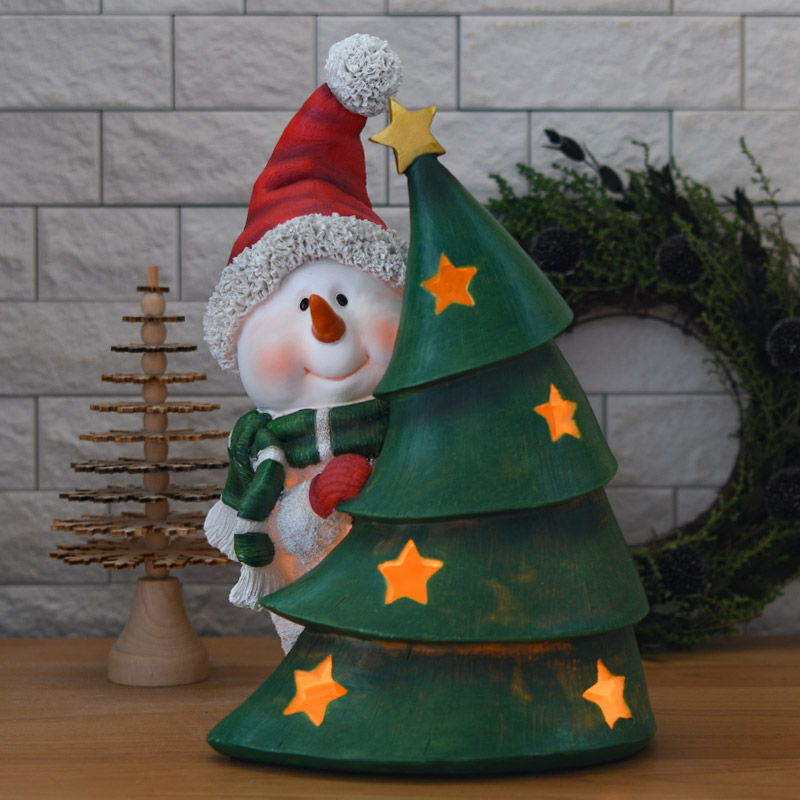 光るクリスマスオブジェ ツリースノーマン ベニーズノエル Ledライト付き クリスマス 芝生のことならバロネスダイレクト