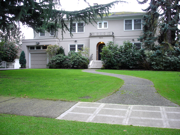 お庭拝見 ｉｎ シアトル 芝生のことならバロネスダイレクト