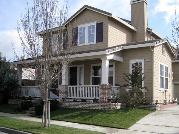 お庭拝見 In カリフォルニア ペタルーマ 芝生のことならバロネスダイレクト お庭拝見 In カリフォルニア ペタルーマ 芝生のことならバロネスダイレクト